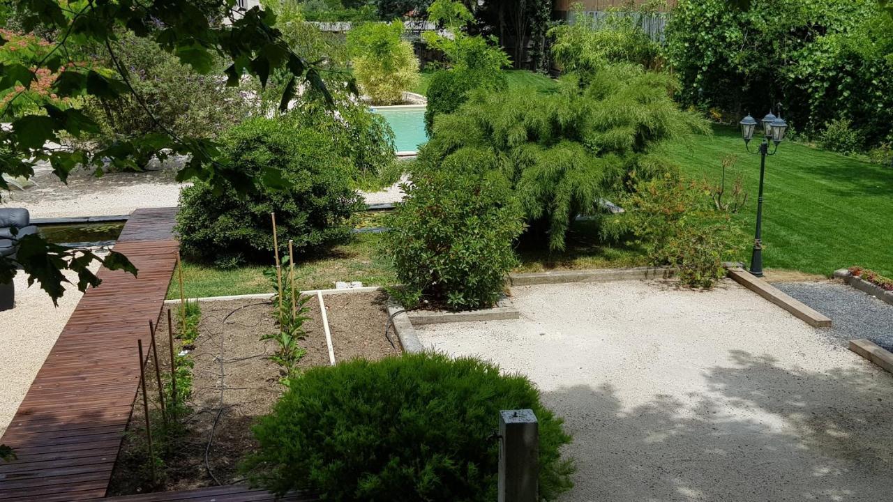 Cabannes Maison D' Alys Entre Luberon Et Alpilles מראה חיצוני תמונה